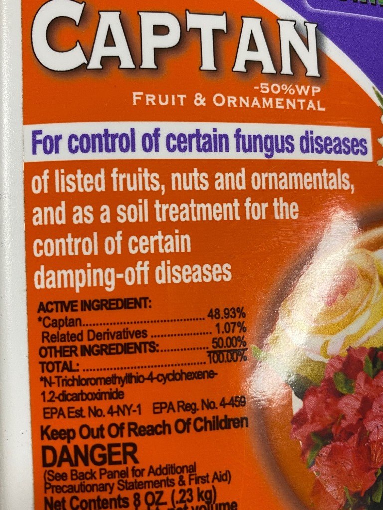 Captan.jpg